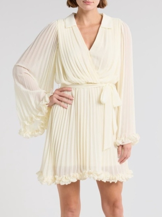 Mila Mae Dresses & Skirts - Mila Mae Long Sleeve Pleated Chiffon Faux Wrap Minidress - Cream.